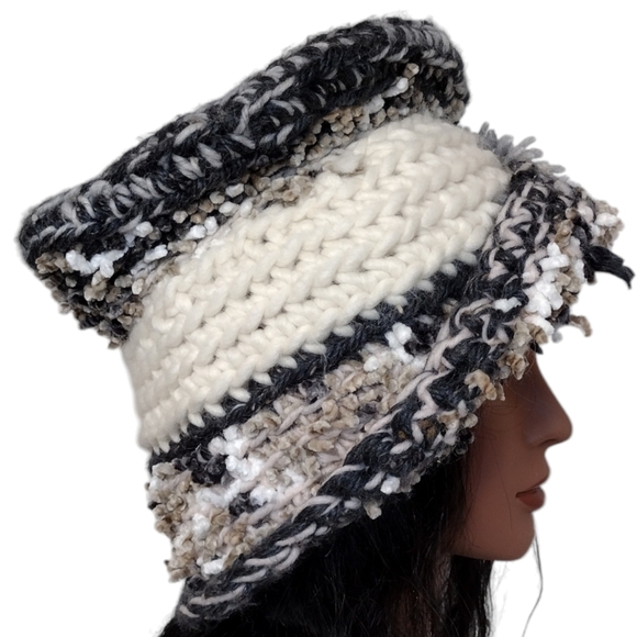 Beret Slouchy top Boho Hat OOAK Handmade Crochet Free Hand Women's One Size - Picture 5 of 8